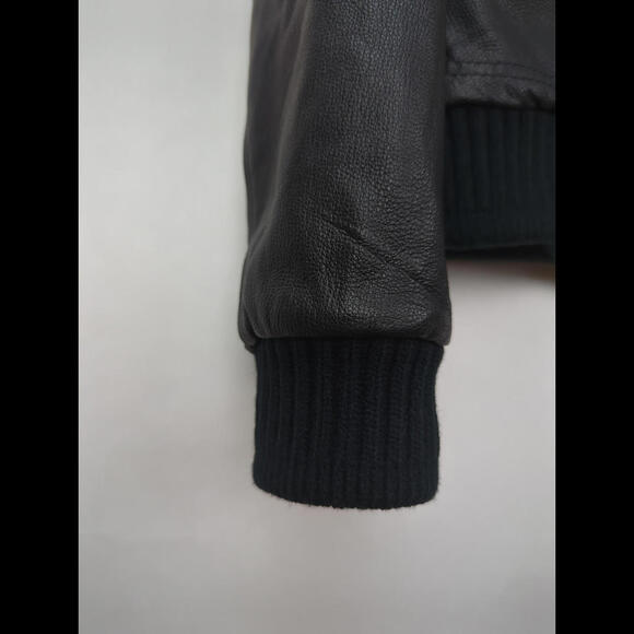 [SOLD] TOM FORD Men's Sz US L Black Fur Lined Leather Bomber Jacket Italy - Picture 5 of 10